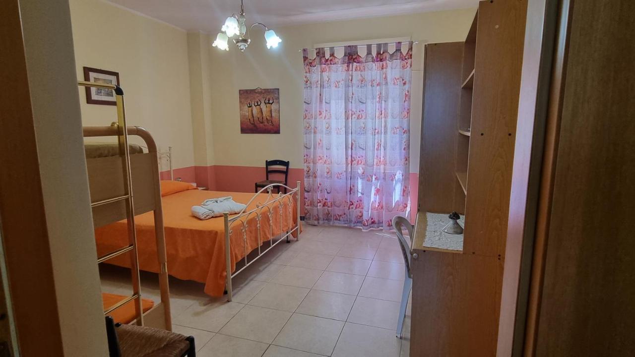 Апартаменты Casa Sibarys 20 Mt Dalla Stazione Piano Terra Сибари Экстерьер фото